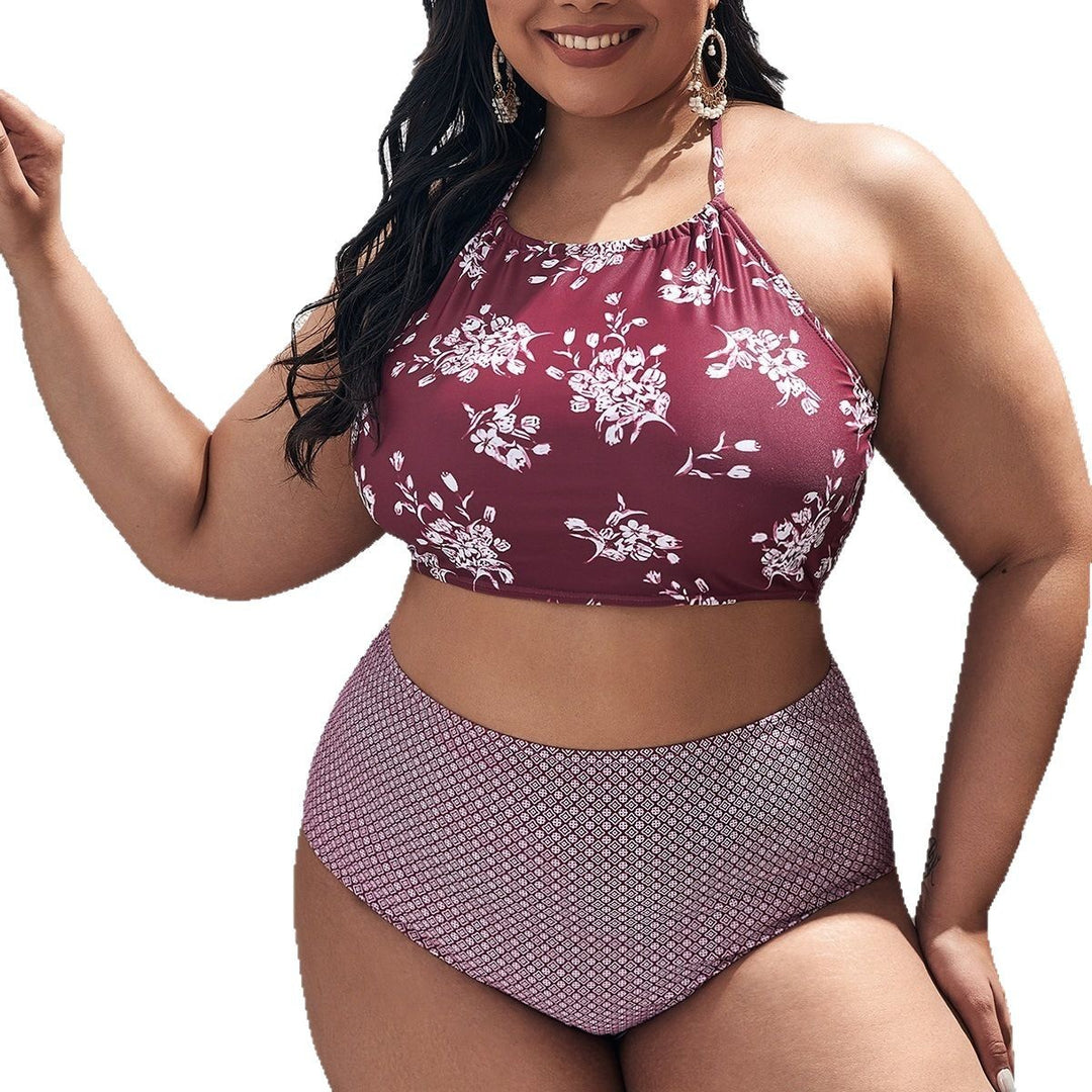 Damen Bikiniset mit floralem Oberteil und hoch geschnittenem Höschen Echo Archiv
