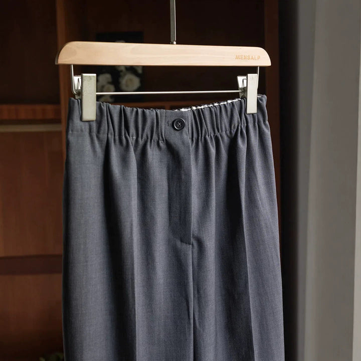 Damen Elegante und lockere Stoffhose Echoarchiv