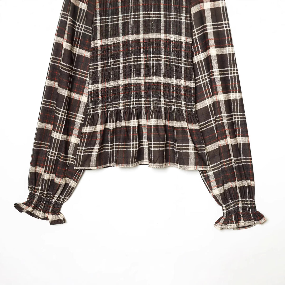 Damen Bluse mit Smok-Detail, Rüschenkragen und Volumenärmeln Echoarchiv