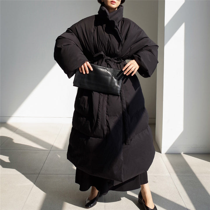 Damen Oversized Steppmantel Maxi mit hohem Stehkragen, Bindegürtel und winddichter Füllung Echoarchiv
