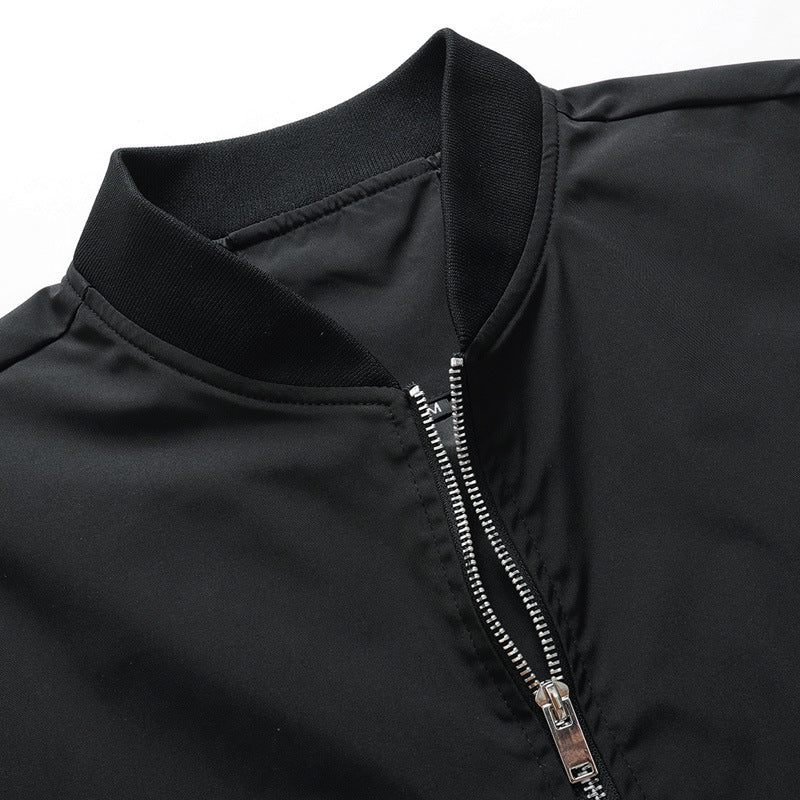 Herren leichte Nylon-Bomberjacke im Aviator‑Utility‑Stil mit Ärmeltasche und Rippbündchen Echoarchiv