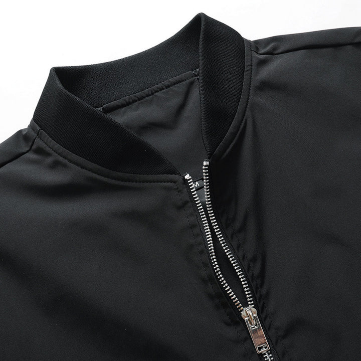 Herren leichte Nylon-Bomberjacke im Aviator‑Utility‑Stil mit Ärmeltasche und Rippbündchen Echoarchiv