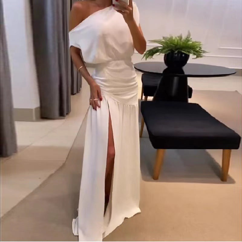 Damen Langärmeliges Kleid mit seitlichem Schlitz und off-shoulder Design Echo Archiv
