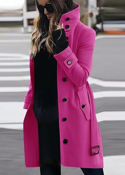 Damen Doppelreihiger Trenchcoat mit hohem Stehkragen, Taillengürtel und Manschetten-Detail – Montévia