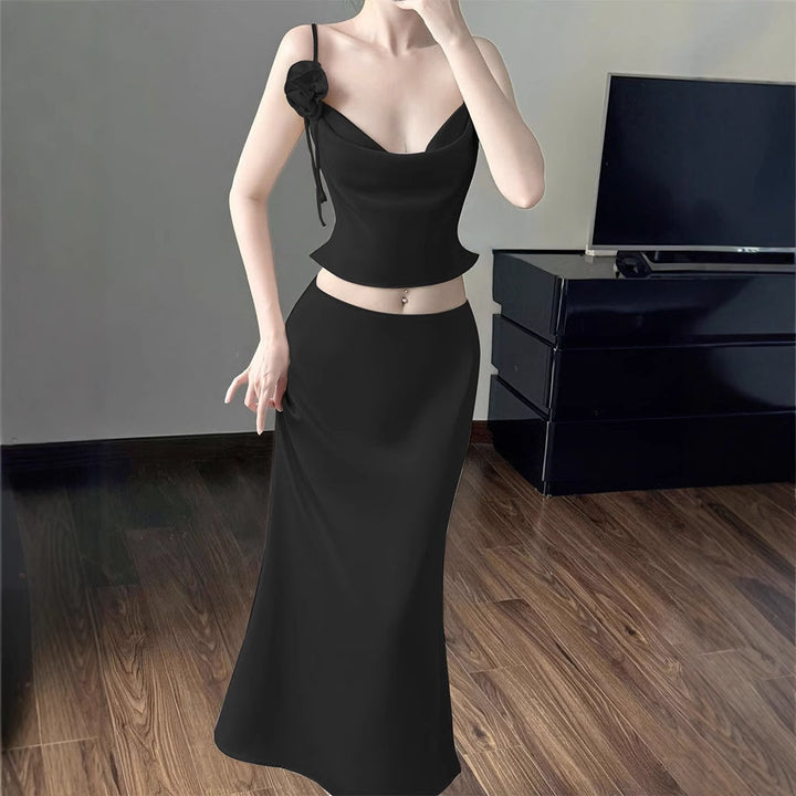Damen elegantes zweites Etui-Kleid mit Rüschen und Trägern Echo Archiv