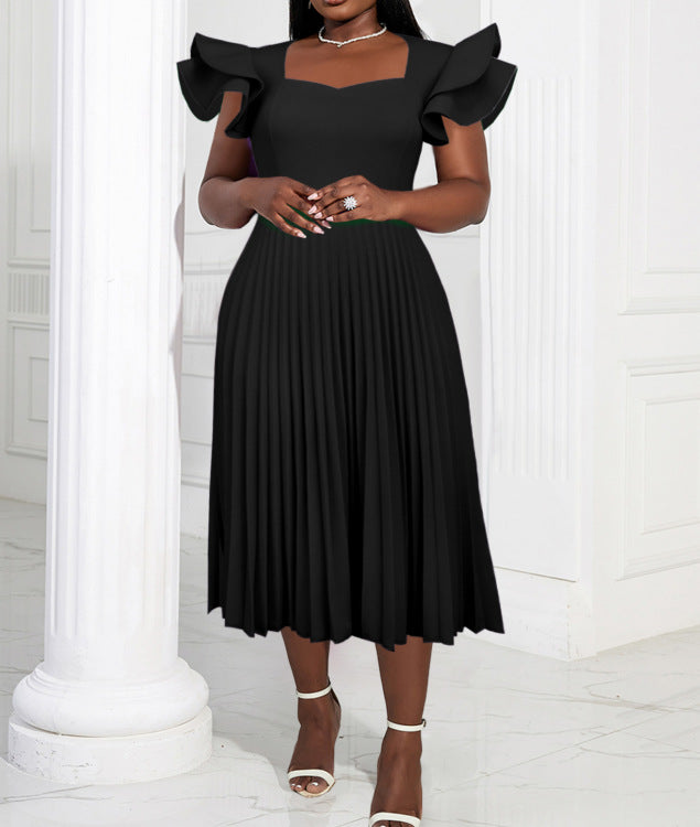 Damen plissiertes Maxikleid mit eleganten Rüschendetails Echo Archiv