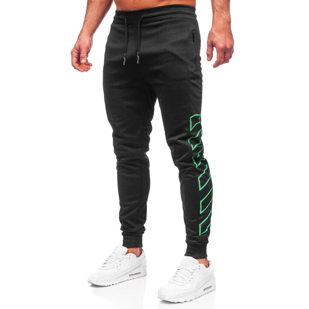 Herren Sportliche Jogginghose mit modernen Elementen Echoarchiv