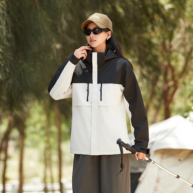 Herren technische Outdoorjacke mit Kapuze, wasserabweisender Membran und multifunktionalen Reißverschlusstaschen Echoarchiv