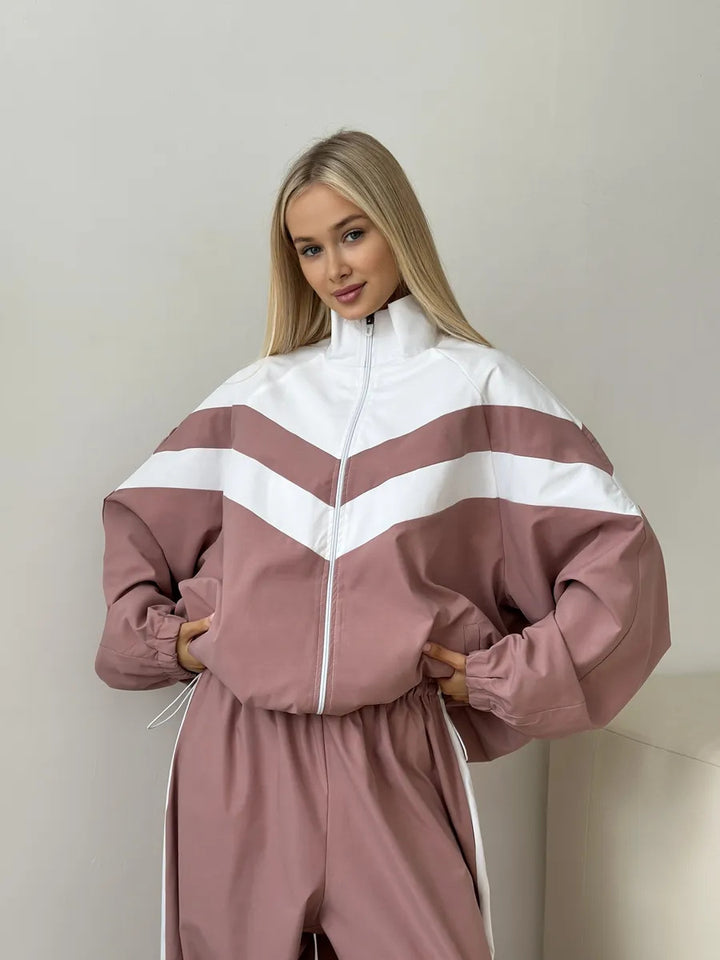 Damen Oversized Windbreaker-Set mit Reißverschlussjacke und elastischer Bundhose – Avérine