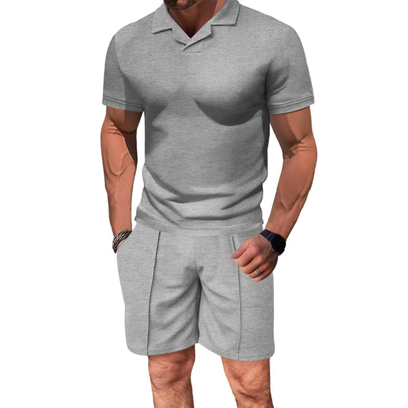 Herren sportliches Freizeitswear-Set mit Poloshirt und Shorts Echoarchiv