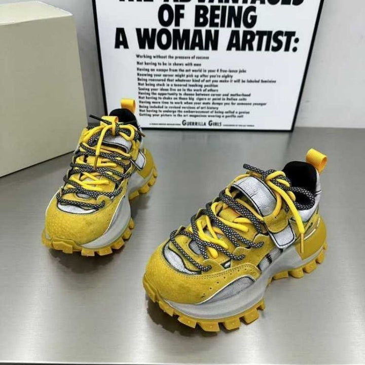 Damen Sportliche Sneaker mit rutschfester Profilsohle und atmungsaktivem Obermaterial Echo Archiv