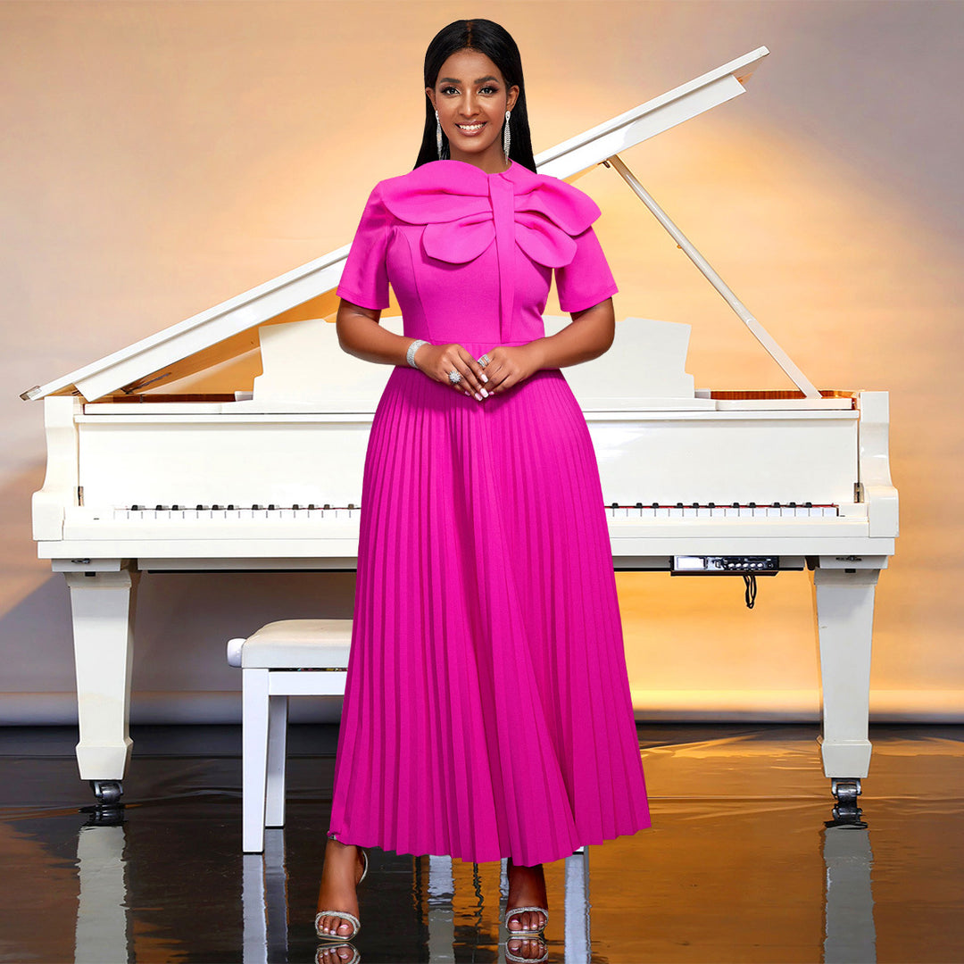 Damen plissiertes Maxikleid mit voluminösem Schleifenkragen Echo Archiv