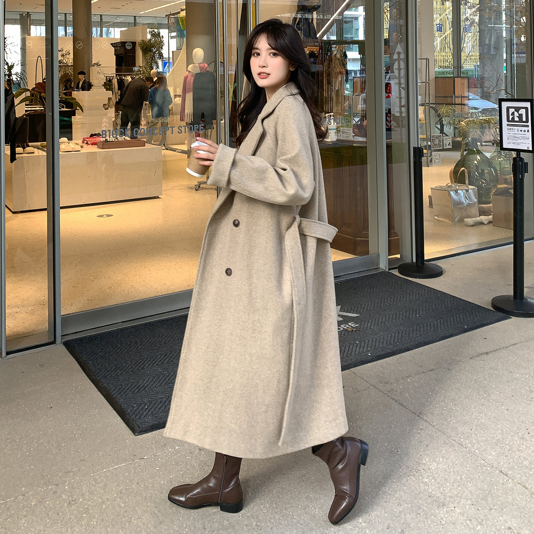 Damen Lang geschnittener Wollmix-Trenchcoat mit Taillenband und kastiger Schulterpartie Echoarchiv