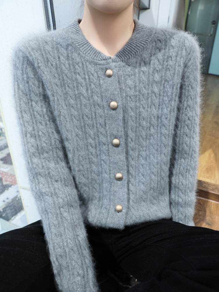 Damen Leichter Zopfstrick-Cardigan in Mohair‑Optik mit dekorativen Perlmuttknöpfen Echoarchiv