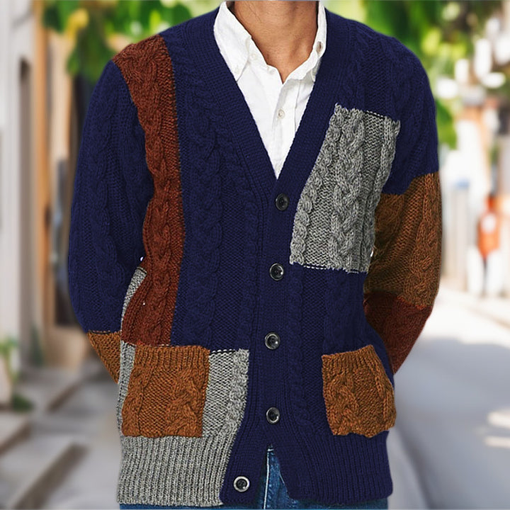 Herren Grobstrick Cardigan mit farbigen Akzenten und praktischen Taschen Echoarchiv