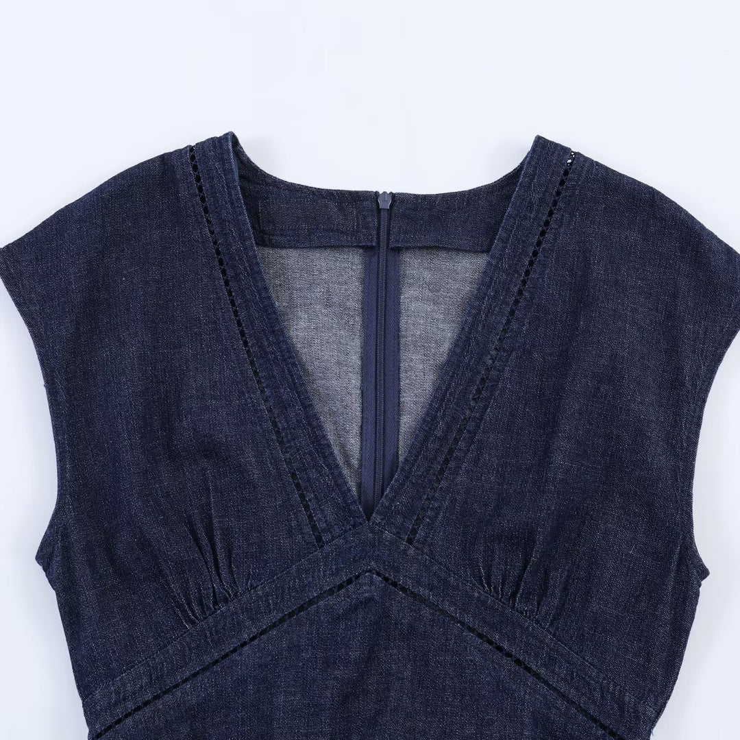 Damen Maxikleid mit V-Ausschnitt und schmaler Silhouette Echo Archiv