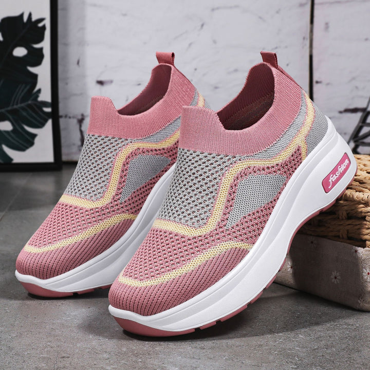 Damen nan ultraleichter Strick-Slip-On mit ergonomischer Keilsohle und herausnehmbarem Komforteinlagenfach Echo Archiv