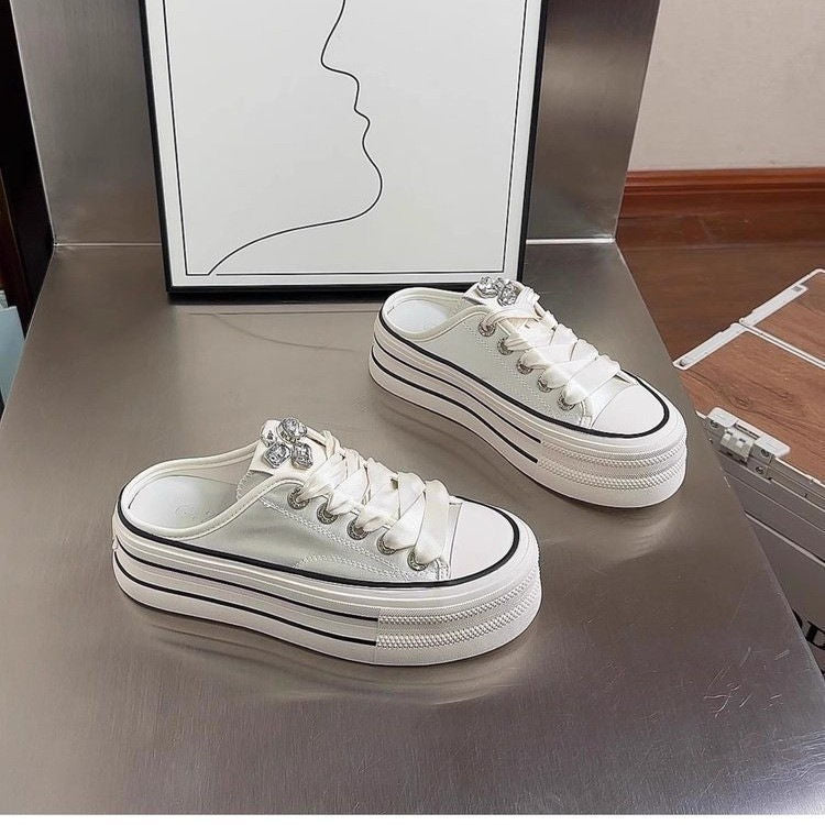 Damen modische Slip-On Sneakers mit robustem Plateau und eleganten Satin-Riemen Echo Archiv