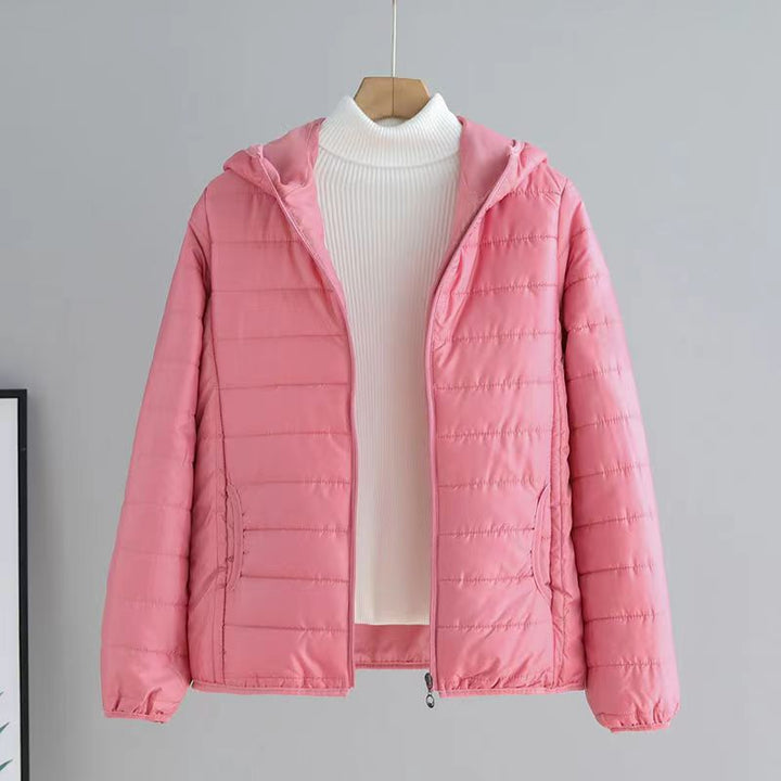 Damen leichte gesteppte Kapuzenjacke mit Thermoisolierung – Célinea