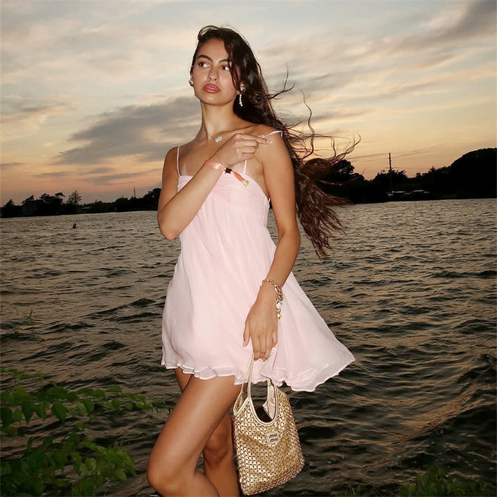 Damen Sommerliches Minikleid mit zarten Spaghettiträgern und schwingendem Rock Echo Archiv