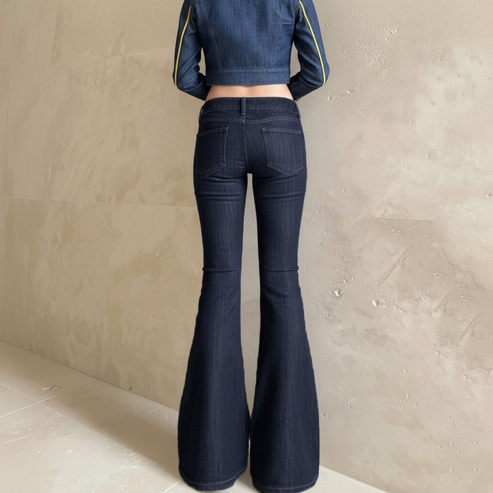 Damen Flared-Jeans mit stark ausgestelltem Schlag und figurbetonter Hüftpassform Echo Archiv