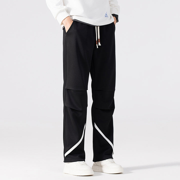 Herren modische Sportpants mit innovativem Schnitt und praktischen Taschen Echoarchiv