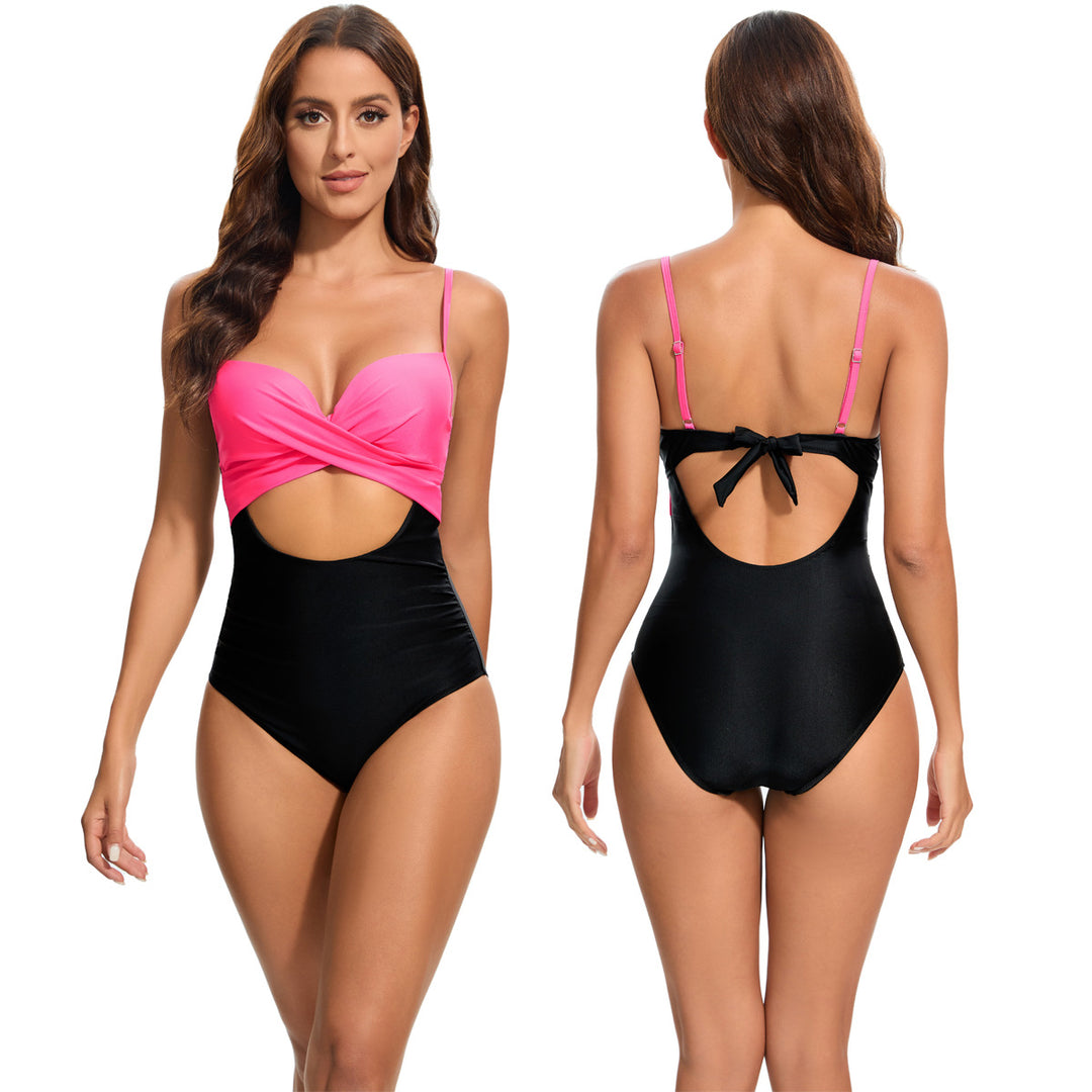 Damen Modischer Einteiler Badeanzug mit Cut-Out-Details Echo Archiv