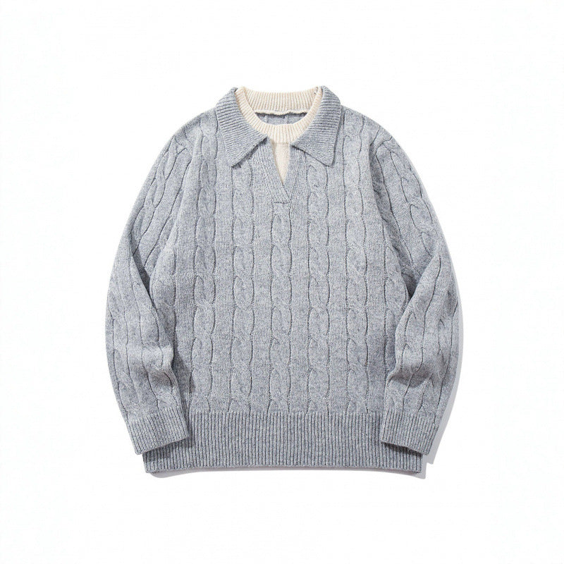 Herren Grobgestrickter Zopfmuster-Pullover mit Polokragen und V‑Ausschnitt Echo Archiv