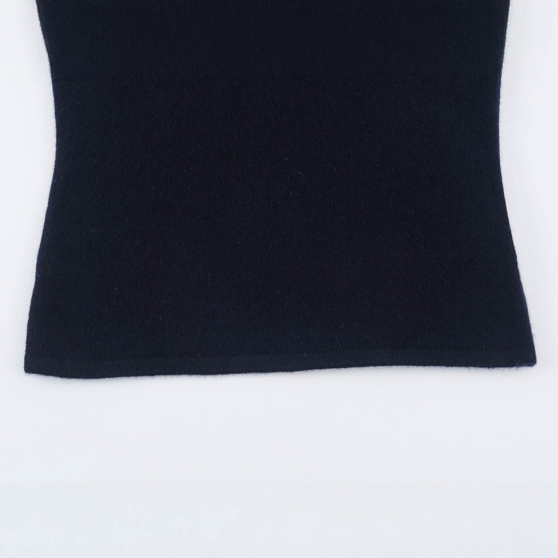 Damen Feinstrick-Pullover mit Stehkragen, halbem Reißverschluss und Reißverschlussärmeln Echoarchiv