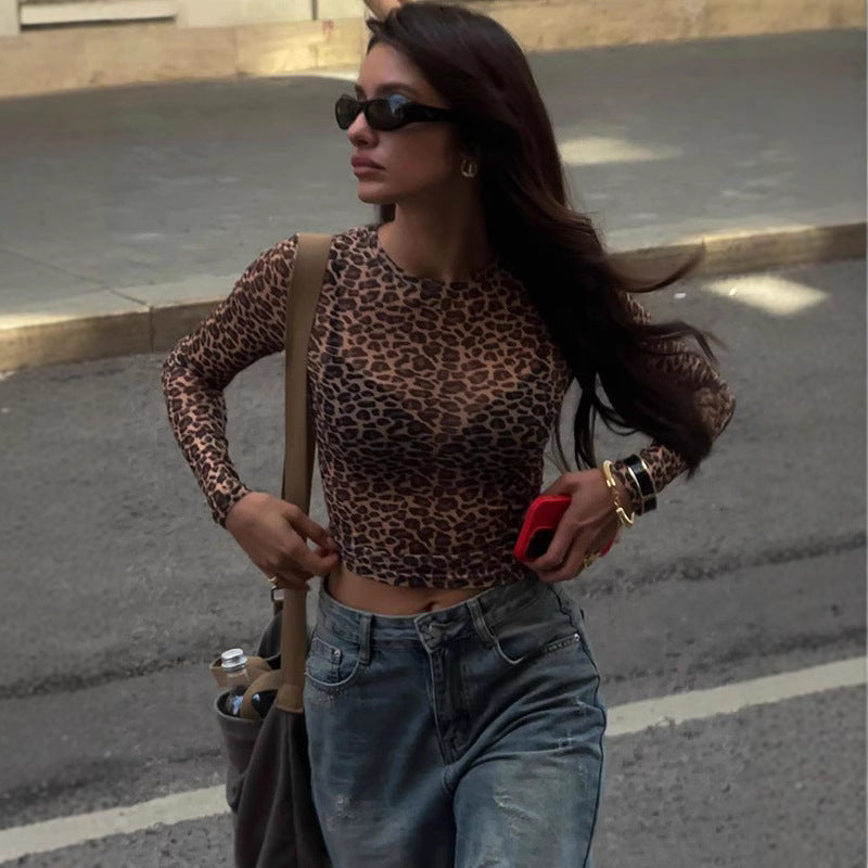 Damen Modisches, figurbetontes Langarm-Crop-Top mit Leo-Muster Echo Archiv