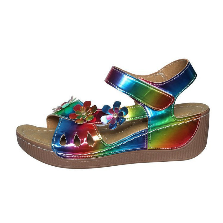 Damen Bequeme Sandalen mit Klettverschluss, gepolstertem Fußbett und Blütenapplikation – Sorelia