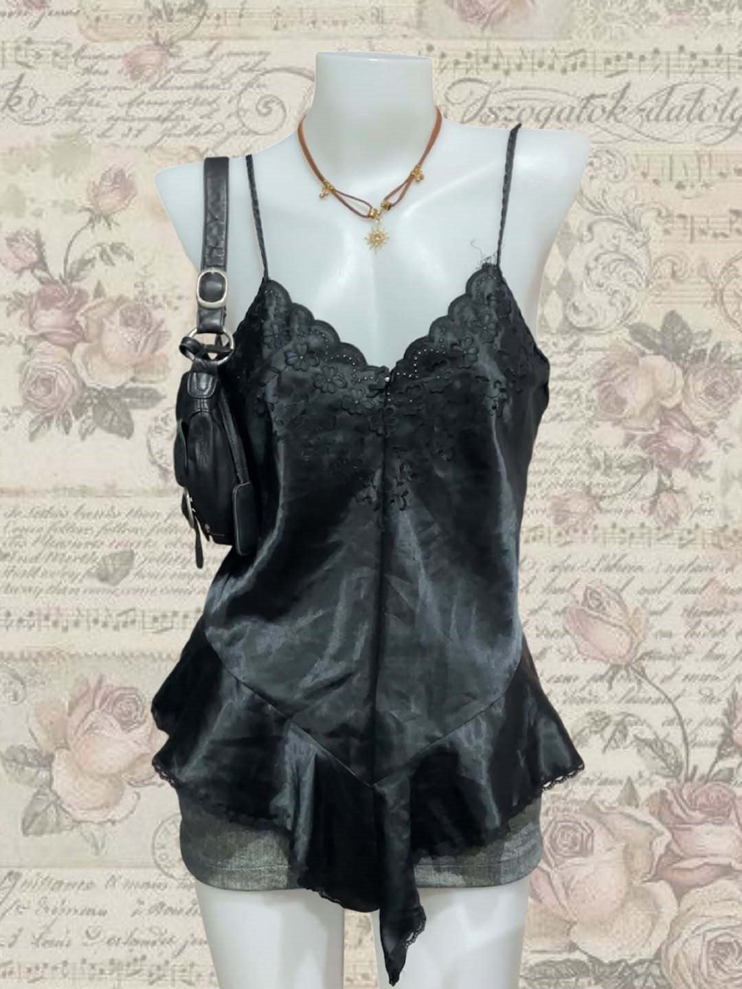 Damen elegantes Nachtkleid mit romantischem Spitzenbesatz Echo Archiv