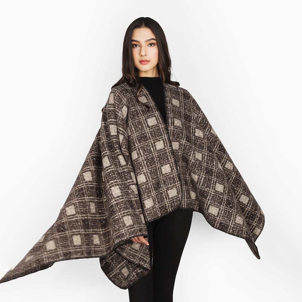 Damen Wollmix-Cape mit weichem Fall, Karomuster und asymmetrischem Zipfelsaum – Montévia