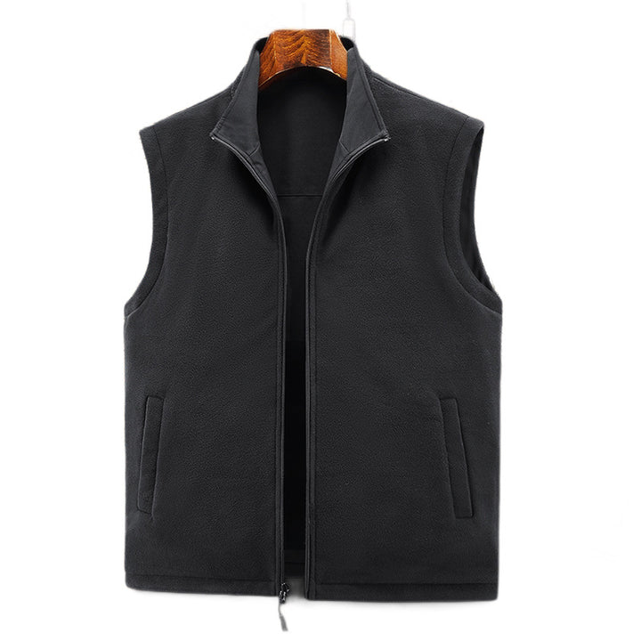 Herren Funktionsweste im urbanen Utility‑Stil mit Organizer‑Taschen und Stehkragen Echo Archiv