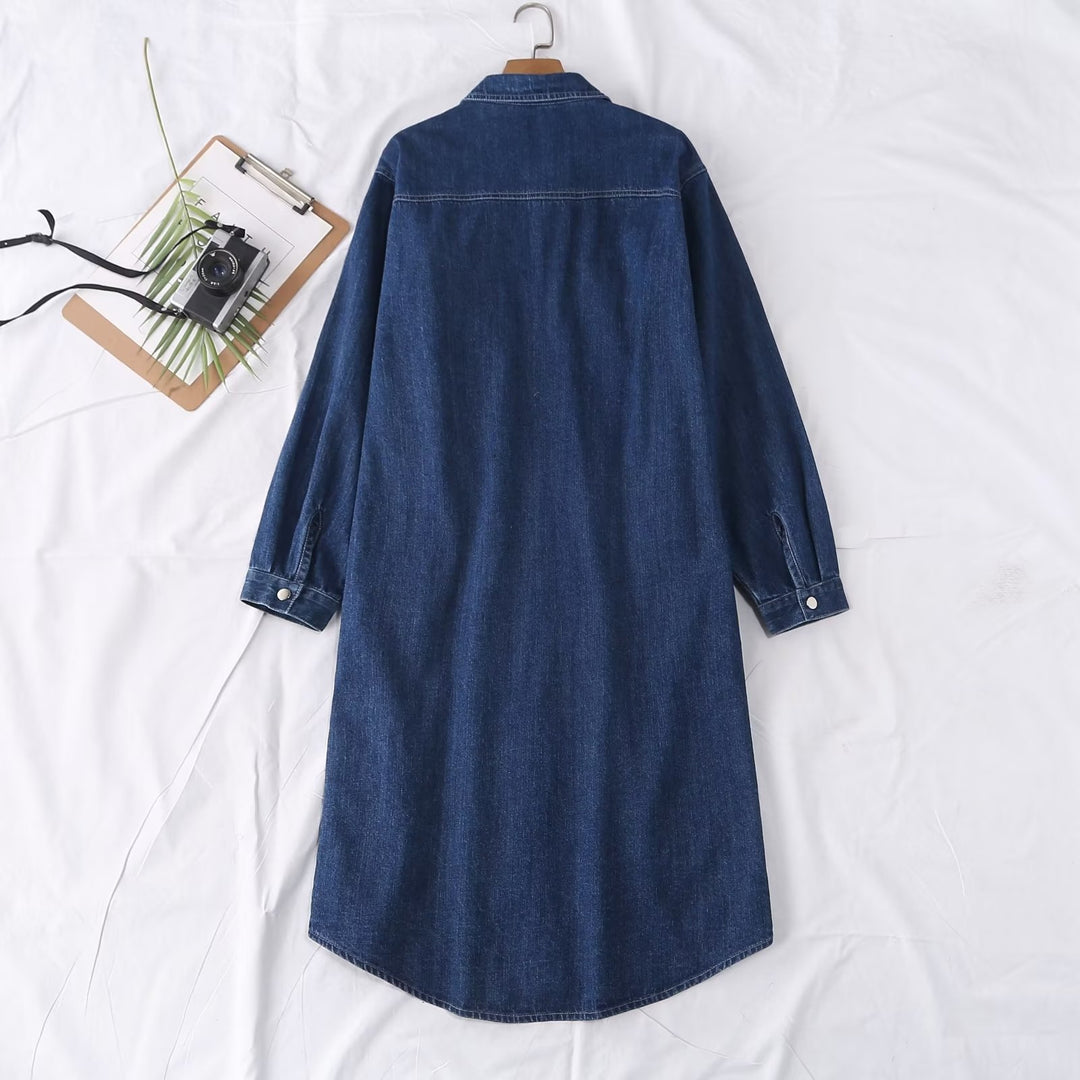 Damen Langes Denim-Hemdblusenkleid mit Knopfleiste und Brusttaschen – Valéora