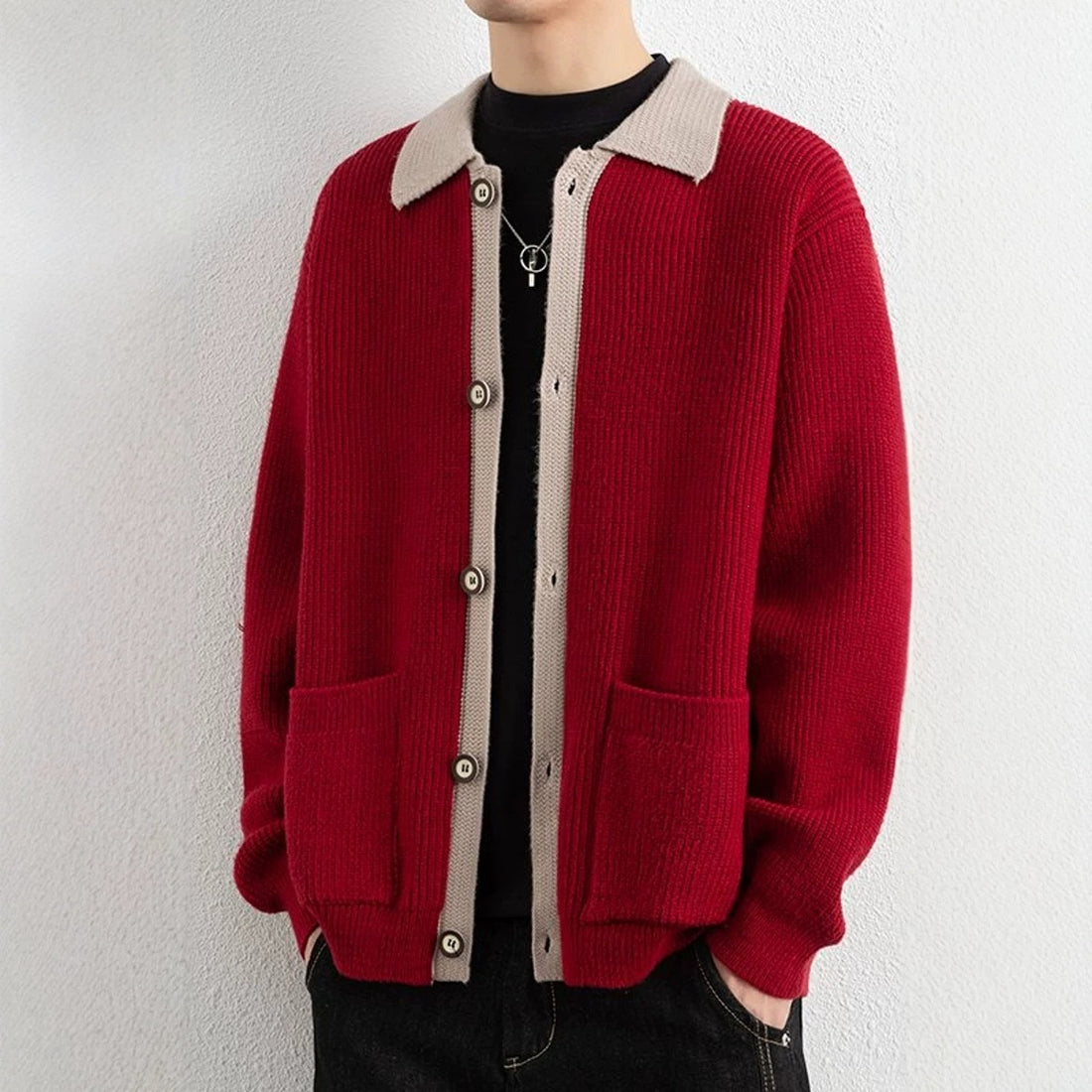 Herren Kontrastkragen-Strickjacke mit durchgehender Knopfleiste und aufgesetzten Taschen Echo Archiv