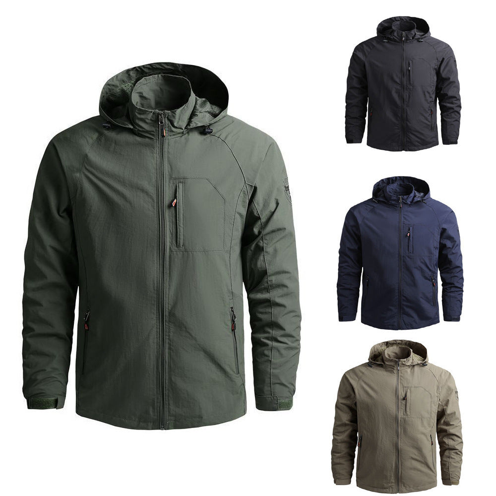 Herren Leichte wind- und wasserabweisende Fieldjacke mit Kapuze und funktionaler Brusttasche – Taviero