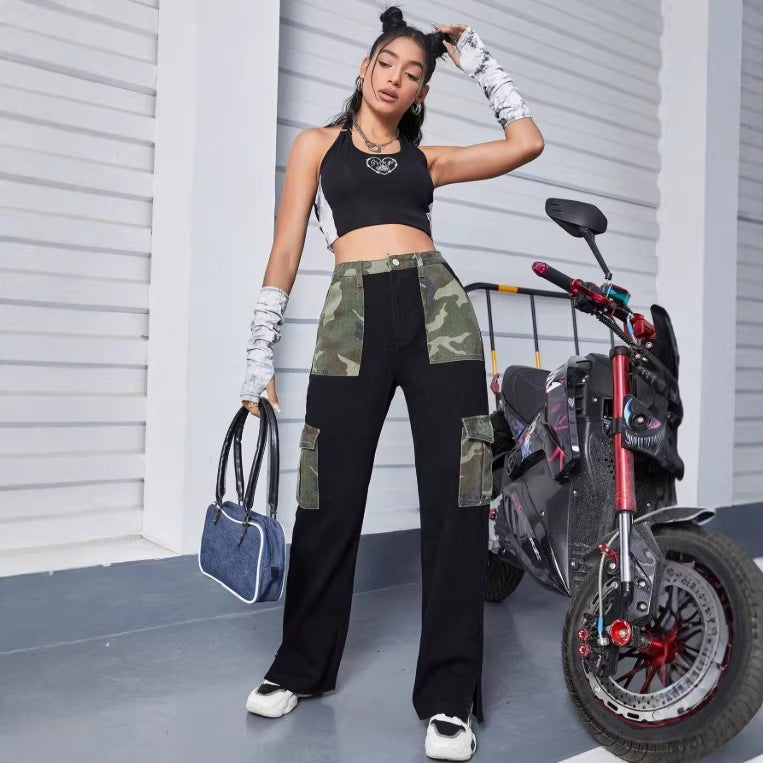 Damen High-Waist Utility-Jeans mit Camouflage-Paneelen und aufgesetzten Cargotaschen Echo Archiv