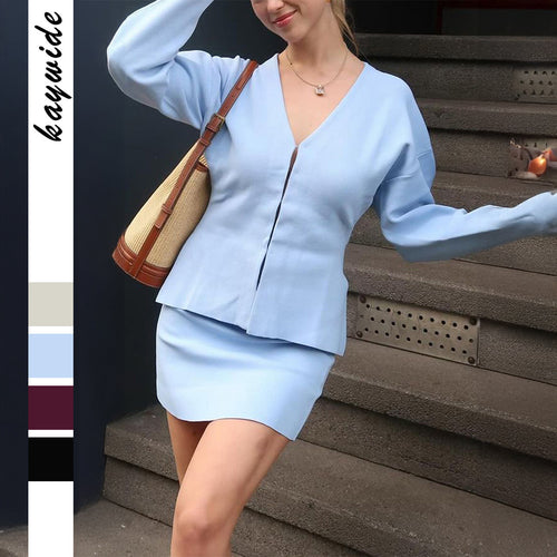 Damen taillierte Strickjacke mit V-Ausschnitt, Puffärmeln und seitlichen Schlitzen – Veloura