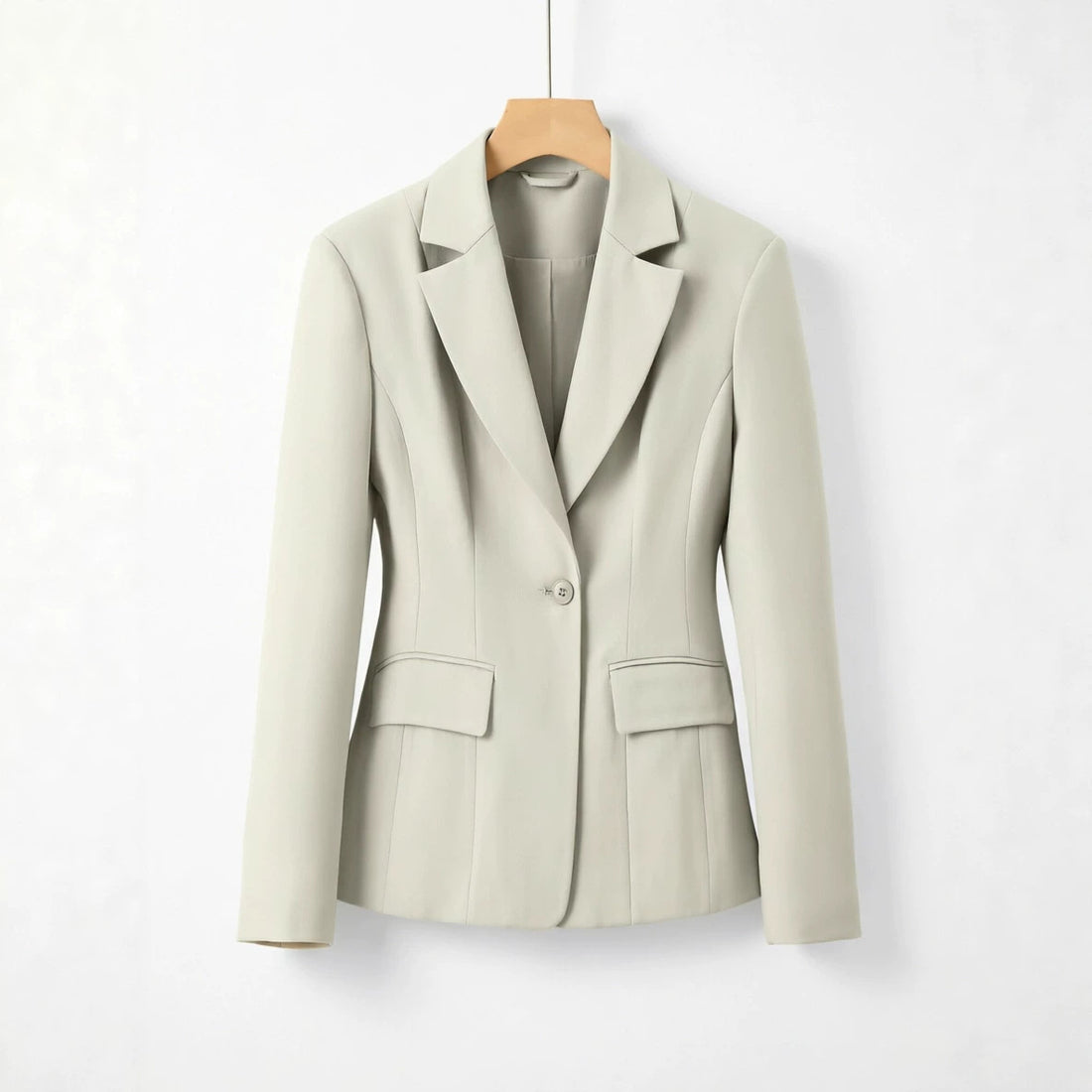 Damen Eleganter taillierter Blazer – Valéne