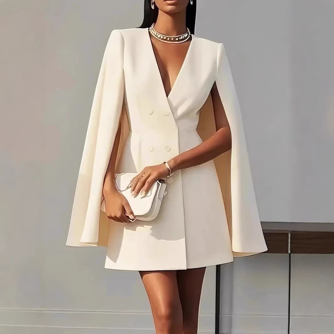 Damen Kurzblazer-Kleid mit Cape-Ärmeln und doppelreihiger Knopfleiste – Valéne