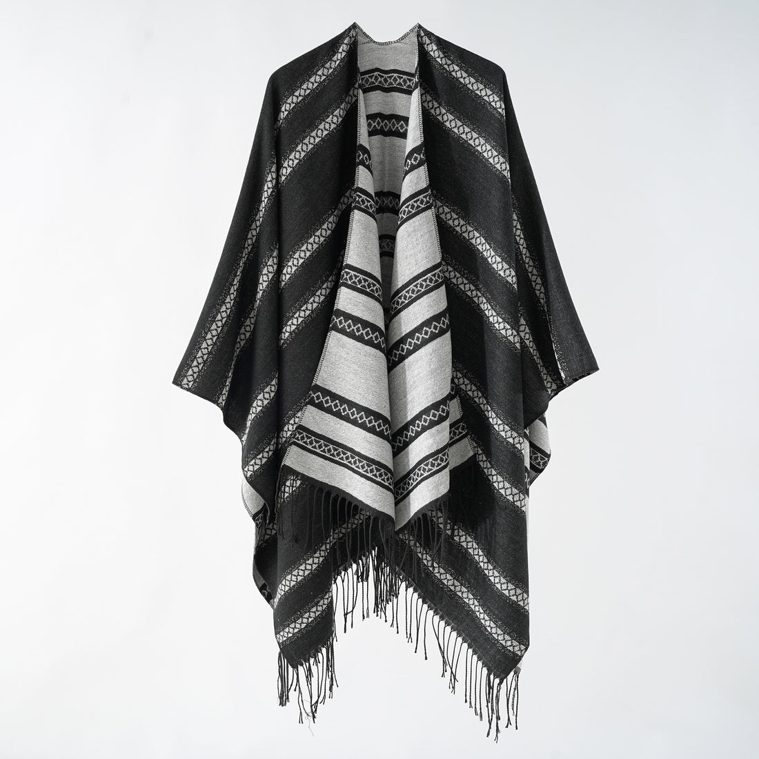 Damen Langer Webponcho im Cape-Stil mit Streifen-Jacquard und Fransen – Montévia