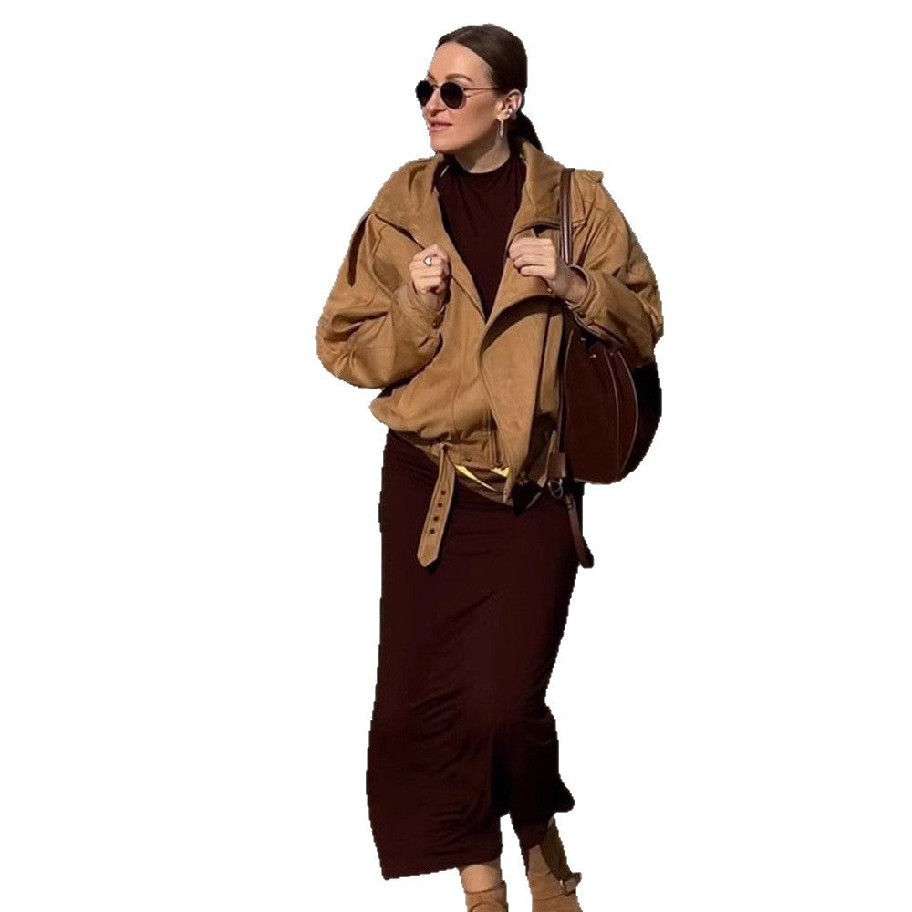 Damen Oversize Veloursleder-Jacke im Bomberstil mit Schulterklappen und taillierbarem Bund Echoarchiv
