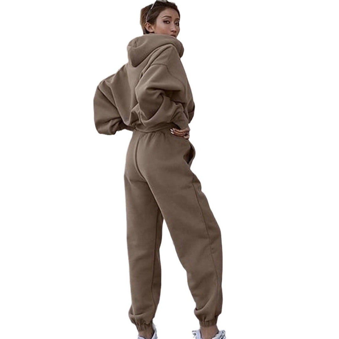 Damen nan kuscheliges kurzes Kapuzenpullover- und hochgeschnittene Jogginghose Set Echo Archiv