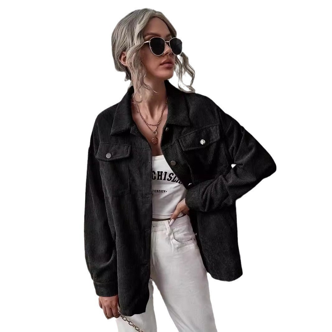 Damen Cord-Overshirt mit Pattentaschen und Oversize-Schnitt Echoarchiv
