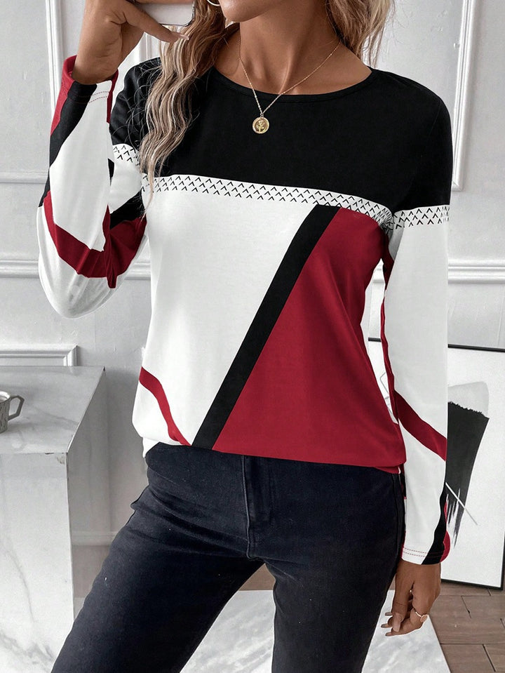 Damen Langarmshirt mit geometrischem Blockprint und Rundhalsausschnitt Echo Archiv