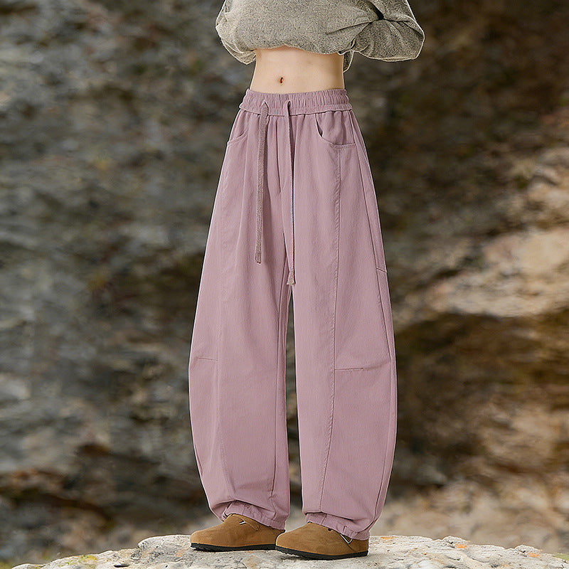 Damen Oversize Cargo-Hose aus Baumwollmix mit hohem Elastikbund und Beinbündchen Echo Archiv