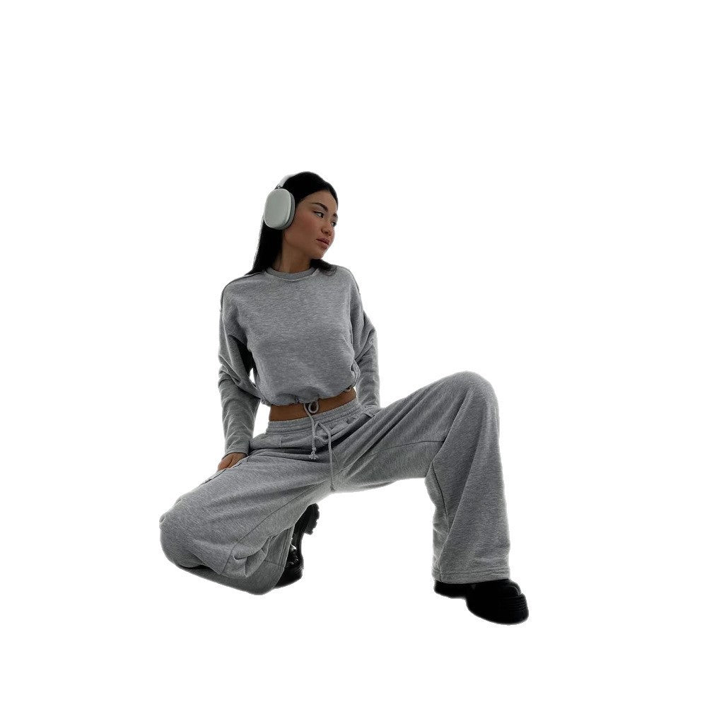 Damen Kurzes Tunnelzug-Sweatshirt mit geripptem Saum und lässiger High‑Waist‑Jogginghose – Avérine
