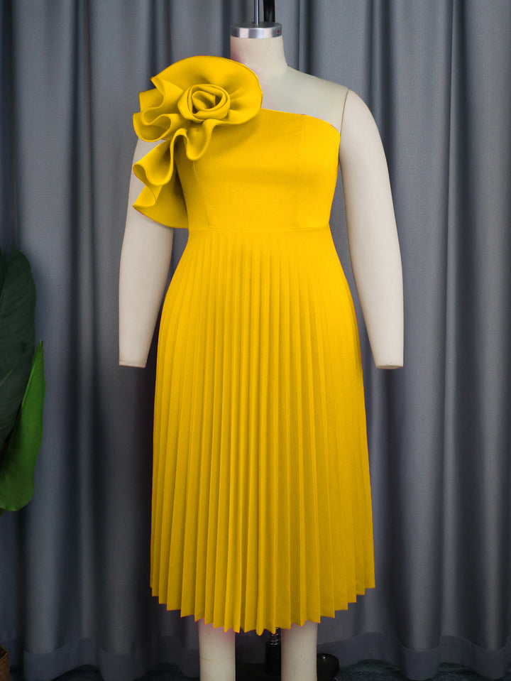 Damen elegantes Cocktailkleid mit voluminöser Blütenapplikation Echo Archiv
