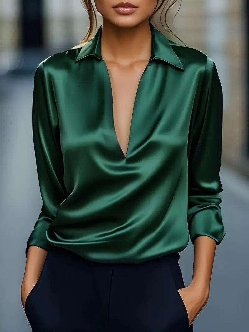 Damen Seidiges Satin-Blusenshirt mit tiefem V‑Ausschnitt und Hemdkragen – Élovi